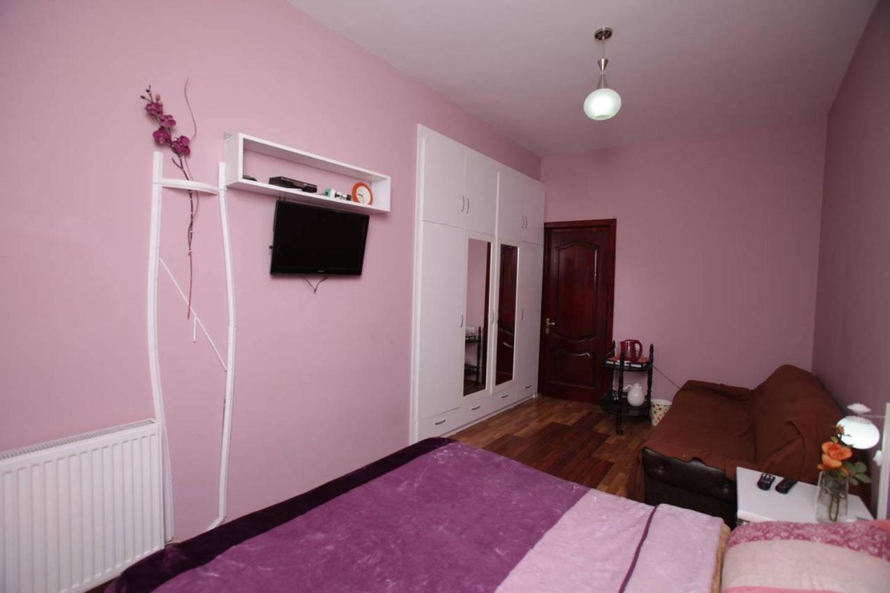 Niko'S Apartments On Shartava Street Tbilisi Bagian luar foto